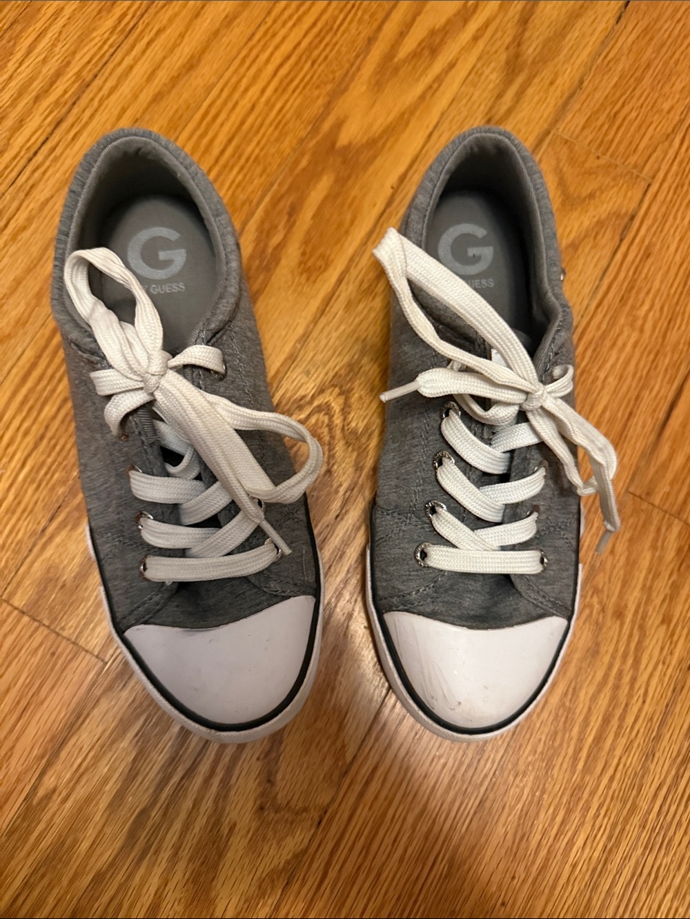 Guess Gonna Gray Canvas Sneakers with White Laces and Toe Caps Size 7.5